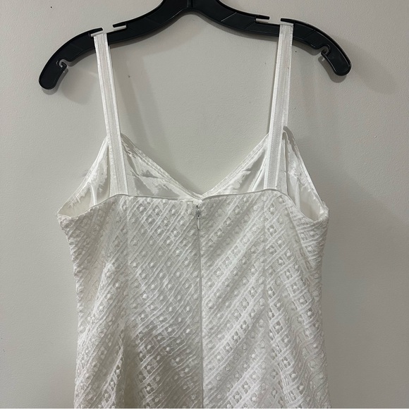 White House Black Market Womens White Dress Size 6 Eyelet Lace Sheath‎ Dress New - Picture 5 of 10
